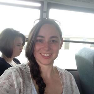 Meet your Posher, Alyssa